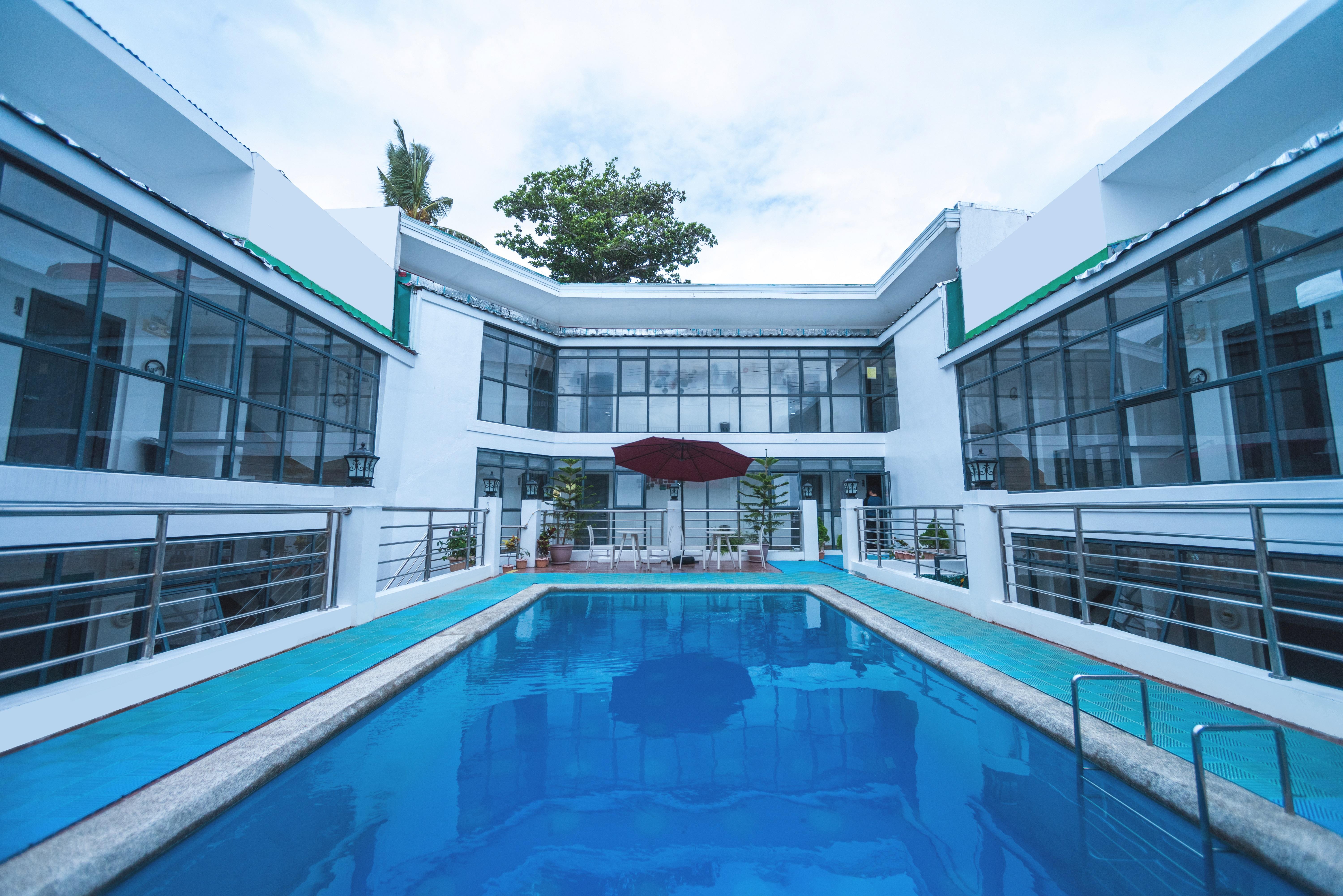 Erus Suites Hotel Boracay Manoc-Manoc Exterior foto