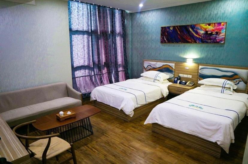 Erus Suites Hotel Boracay Manoc-Manoc Exterior foto