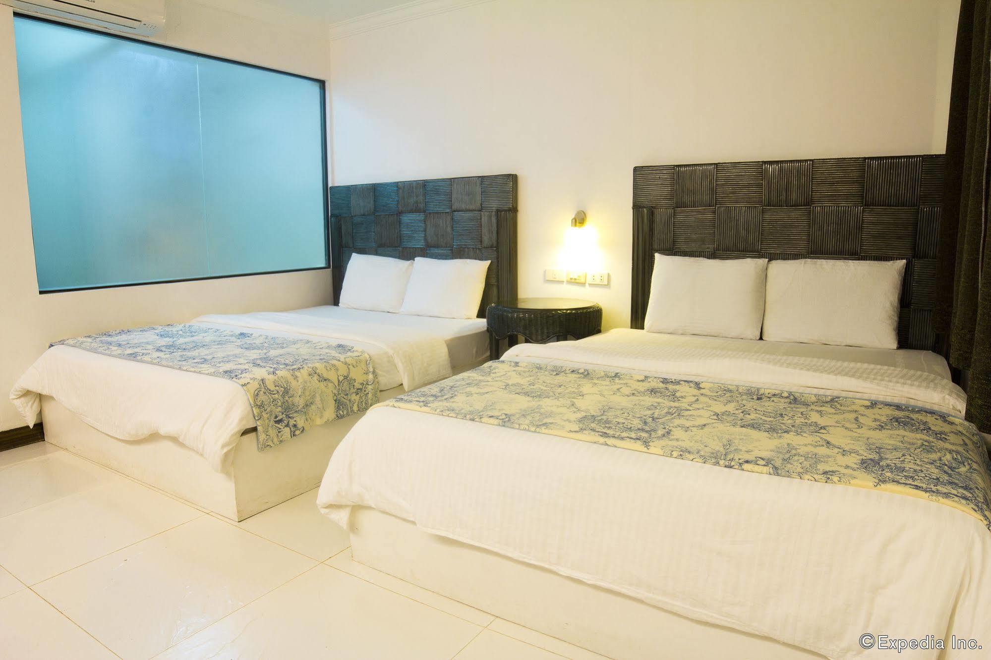 Erus Suites Hotel Boracay Manoc-Manoc Exterior foto